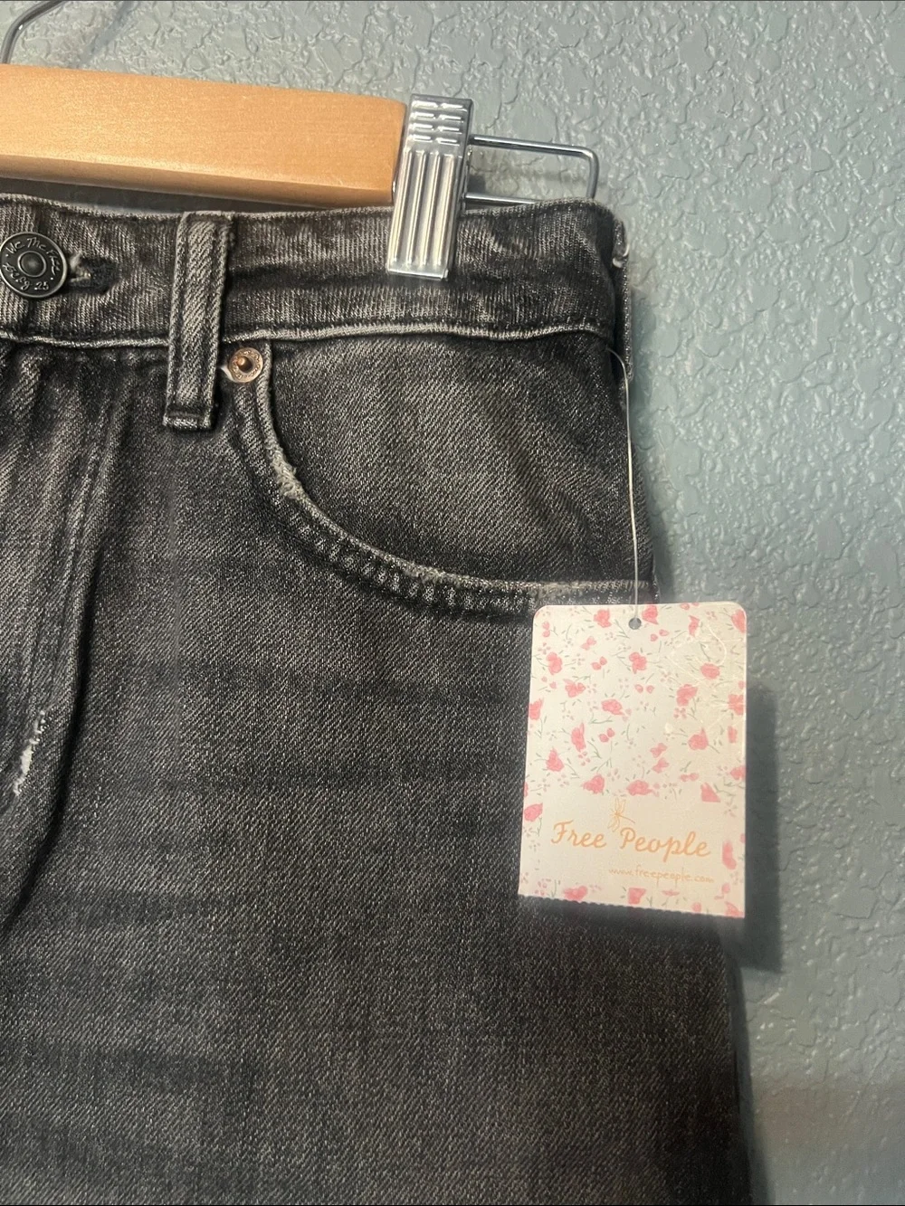 Free People Bailey Fray Hem Denim Mini Skirt NWT Size 25